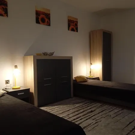 Holiday home Na Trojke