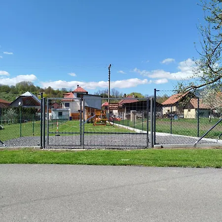 Holiday home Na Trojke